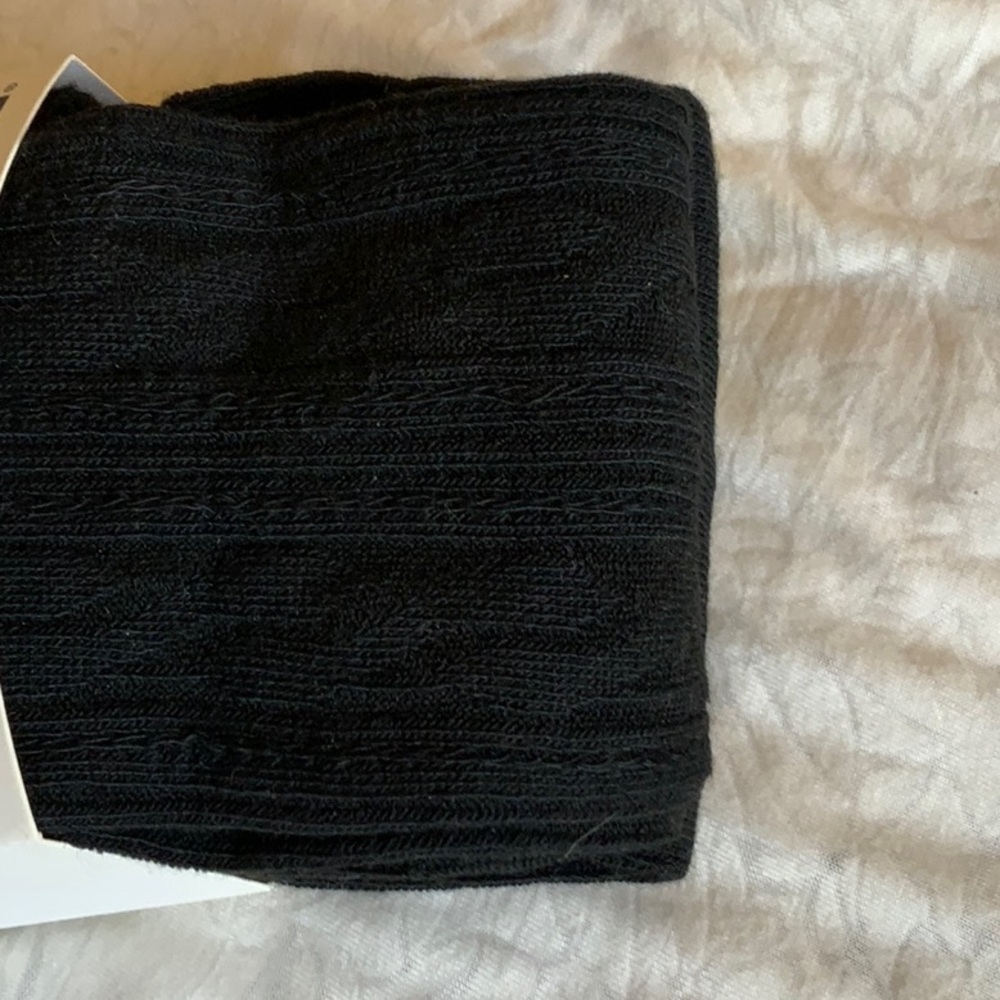 HUE women’s Black cable Sweater Tights - Picture 3 of 3